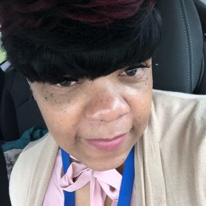 Meet your Posher, Monica